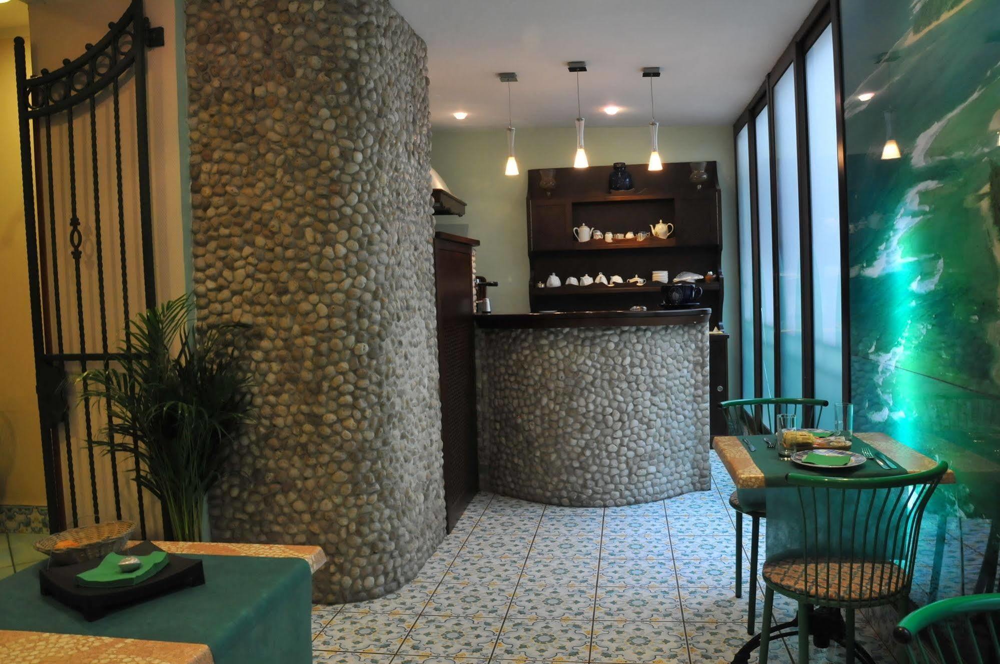 Hotel Potenza Nápoly Kültér fotó